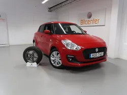 Röd Begagnad 2018 Suzuki Swift Halvkombi | 99 900 kr (Marknadspris)