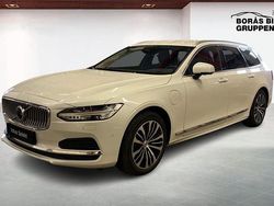 Vit Begagnad 2023 Volvo V90 Core Kombi | 409 000 kr (Marknadspris)
