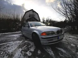 Grå Begagnad 2001 BMW 320 Comfort Edition Sedan | 36 000 kr