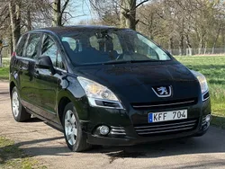 Svart Begagnad 2009 Peugeot 5008 Minibuss | 49 900 kr (Lite dyr)