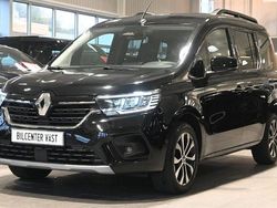 Svart Begagnad 2022 Renault Kangoo Minibuss | 299 000 kr
