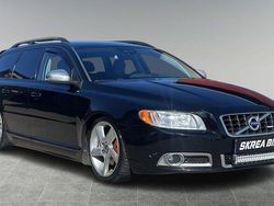 Svart Begagnad 2012 Volvo V70 R-Design Kombi | 99 900 kr (Marknadspris)