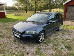 Blå Begagnad 2005 Volvo V50 Kombi | 22 000 kr (Lite dyr)
