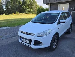 Vit Begagnad 2014 Ford Kuga SUV | 127 000 kr (Marknadspris)