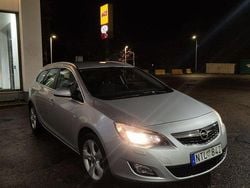 Grå Begagnad 2012 Opel Astra Kombi | 35 000 kr (Marknadspris)