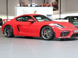 Röd Begagnad 2021 Porsche 718 Cayman GT4 Sportkupé | 1 349 000 kr (Dyr)