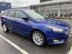 Blå Begagnad 2017 Ford Focus Titanium Kombi | 95 000 kr (Bra pris)