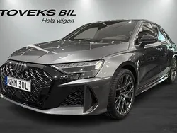 Grå (daytonagrå pärleffekt) Ny 2025 Audi RS3 Sportback Sport Halvkombi | 749 900 kr (Superpris)