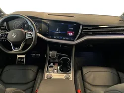 Vit Begagnad 2023 VW Touareg R SUV | 799 000 kr (Bra pris)