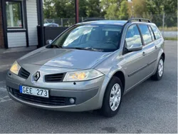 Silver Begagnad 2008 Renault Mégane GrandTour Kombi | 35 000 kr (Marknadspris)