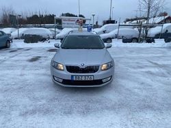 Silver Begagnad 2016 Skoda Octavia Ambition Kombi | 64 900 kr (Superpris)