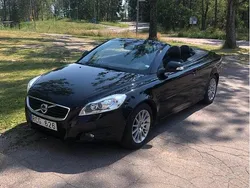Svart Begagnad 2010 Volvo C70 Momentum Cab | 124 000 kr (Marknadspris)