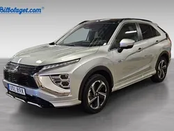 Grå Begagnad 2023 Mitsubishi Eclipse Cross SUV | 349 000 kr