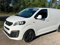 Vit Begagnad 2021 Peugeot Expert Van | 205 000 kr (Superpris)