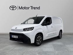 Vit Ny 2024 Toyota Proace City Van | 419 900 kr (Marknadspris)
