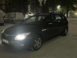 Svart Begagnad 2011 Hyundai i30 Kombi | 29 000 kr (Bra pris)