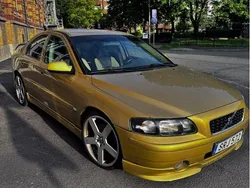 Gul Begagnad 2001 Volvo S60 Sedan | 65 000 kr (Dyr)