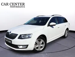 Vit Begagnad 2016 Skoda Octavia Ambition Kombi | 149 900 kr (Lite dyr)