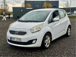 Vit Begagnad 2010 Kia Venga Halvkombi | 94 500 kr (Marknadspris)