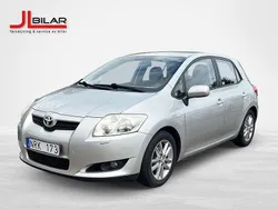 Silver Begagnad 2009 Toyota Auris Halvkombi | 69 900 kr (Dyr)