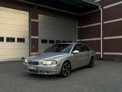 Grå Begagnad 2002 Volvo S80 Sedan | 40 000 kr (Marknadspris)