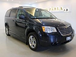 Mörkblå (blå) Begagnad 2008 Chrysler Town & Country Van | 149 900 kr (Lite dyr)