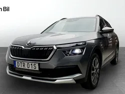 Grå Begagnad 2023 Skoda Kamiq ScoutLine SUV | 269 900 kr (Marknadspris)