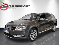 Mörkbrun Begagnad 2014 VW Passat Alltrack Kombi | 109 700 kr (Marknadspris)