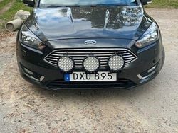 Grå Begagnad 2015 Ford Focus Kombi | 70 000 kr (Marknadspris)