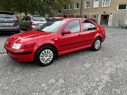 Röd Begagnad 2003 VW Bora Basis Sedan | 29 500 kr