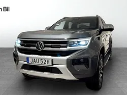 Grå (dark grey metallic) Begagnad 2023 VW Amarok Aventura Pickup | 759 900 kr (Marknadspris)