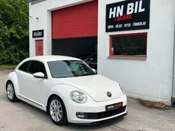 Vit Begagnad 2011 VW Beetle Halvkombi | 74 900 kr (Lite dyr)