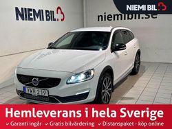 Vit Begagnad 2017 Volvo V60 CC Standard Kombi | 199 900 kr (Marknadspris)