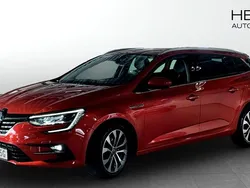 Röd (red) Begagnad 2022 Renault Mégane GrandTour Techno Kombi | 239 900 kr (Lite dyr)