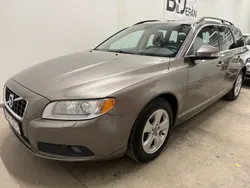 Grå (grå metallic) Begagnad 2010 Volvo V70 Momentum Kombi | 69 500 kr (Bra pris)