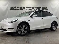 Vit Begagnad 2023 Tesla Model Y Long Range AWD SUV | 439 900 kr