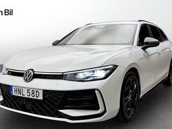 Vit Begagnad 2025 VW Passat R-line Kombi | 449 900 kr (Dyr)