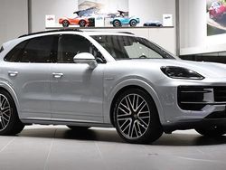 Silver Begagnad 2024 Porsche Cayenne S E-Hybrid SUV | 1 179 000 kr