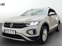 Grå Begagnad 2022 VW T-Roc Life SUV | 259 900 kr (Marknadspris)