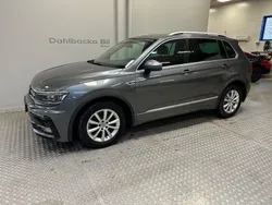 Silver Begagnad 2018 VW Tiguan R-line SUV | 285 000 kr (Marknadspris)