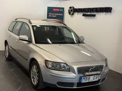 Ljusgrå (grå) Begagnad 2007 Volvo V50 Kinetic Kombi | 49 900 kr (Bra pris)