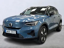 Blå Begagnad 2023 Volvo XC40 Core SUV | 429 900 kr