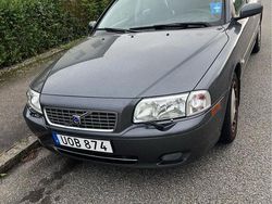 Grå Begagnad 2004 Volvo S80 Business Edition Sedan | 42 000 kr (Lite dyr)
