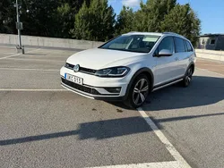 Vit Begagnad 2018 VW Golf Alltrack Kombi | 210 000 kr (Marknadspris)