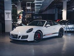 Ljusgrå (grå) Begagnad 2018 Porsche 911 Targa 4 Cab | 1 395 000 kr