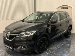 Svart Begagnad 2015 Renault Kadjar SUV | 109 900 kr (Marknadspris)