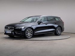 Svart Begagnad 2021 Volvo V60 Inscription Kombi | 299 000 kr (Marknadspris)