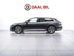 Mörkgrå Begagnad 2022 VW Arteon R-line Kombi | 254 700 kr (Marknadspris)