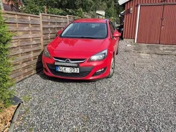 Röd Begagnad 2013 Opel Astra Enjoy Kombi | 30 000 kr (Superpris)