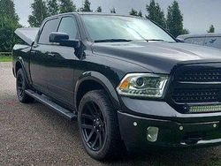 Svart Begagnad 2018 RAM 1500 Pickup | 395 000 kr (Bra pris)